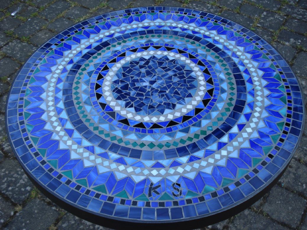 Runder Mosaiktisch Durchmesser ca. 70 cm